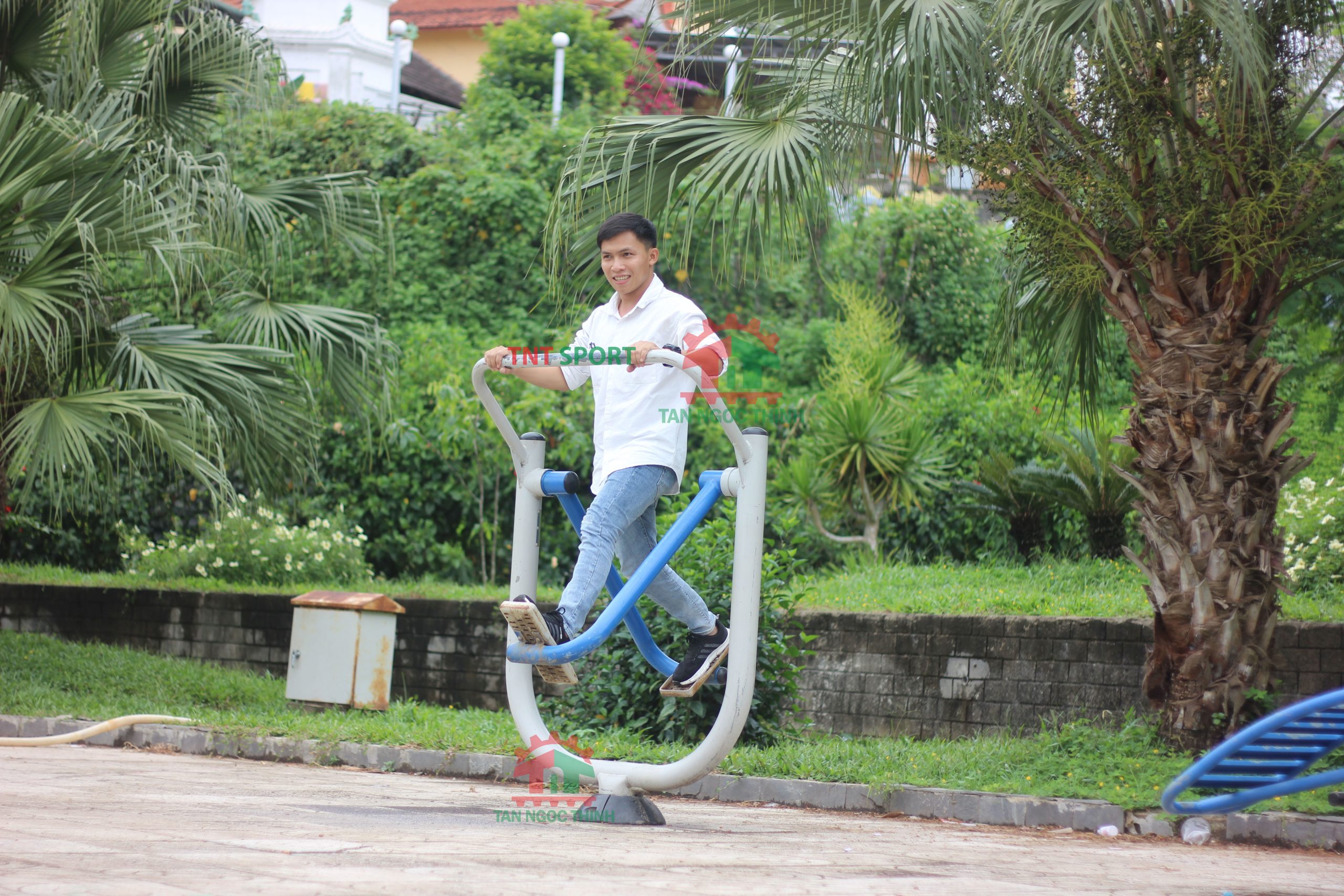 THIET_BI_THE_THAO_NGOAI_TROI_TNT SPORT_TÂN_NGỌC_THINH (3)