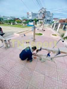 thiết bị thể thao ngoài trời trong công viên